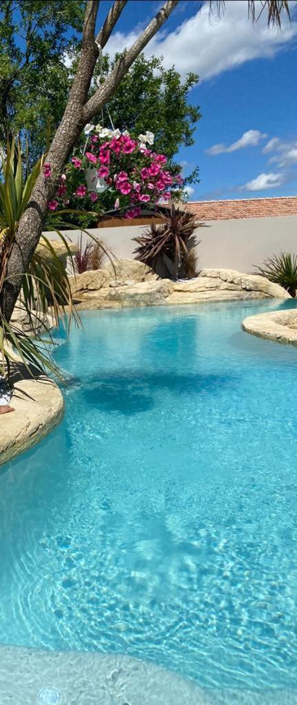 Villa De Vacances Le Teil المظهر الخارجي الصورة